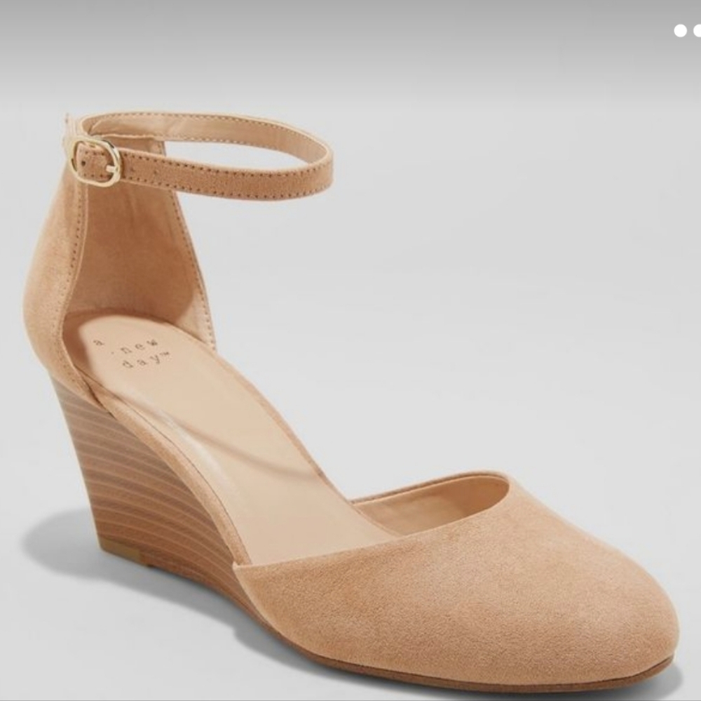 Taupe A New Day Wedges, Size 9
